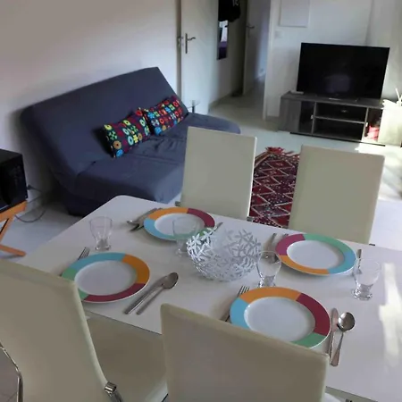 Apartmán Maisonnette-studio Avec Espace Exterieur Cannes